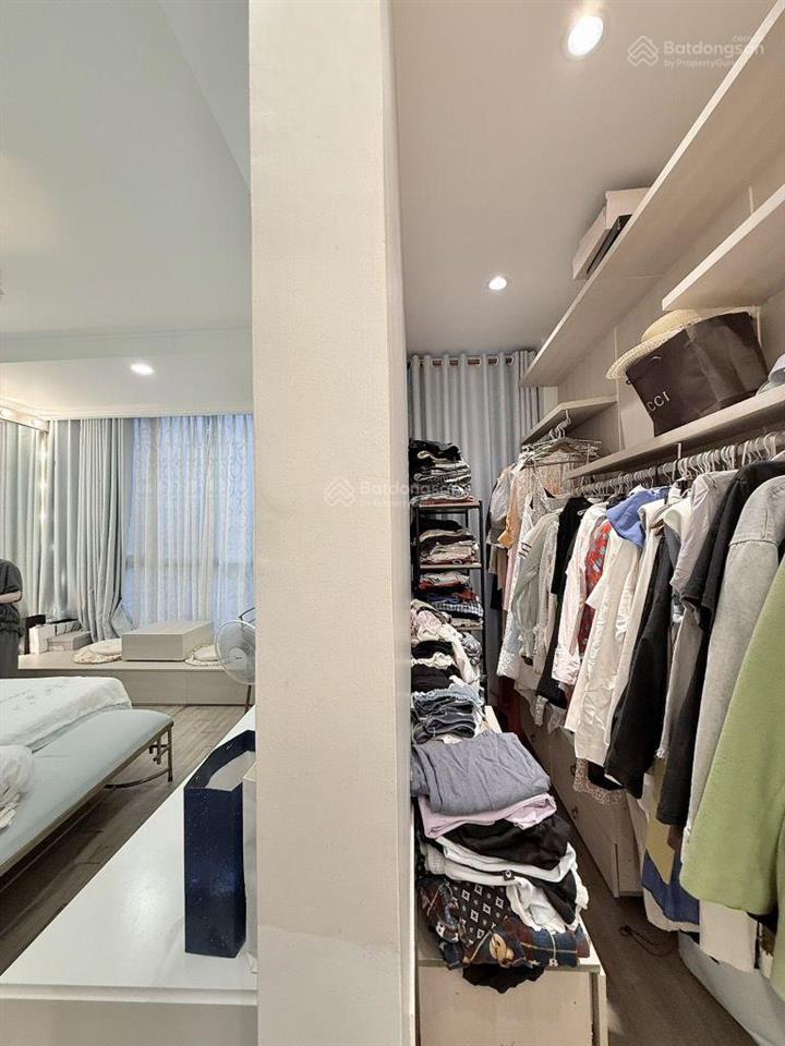 Bán nhà mặt tiền nguyễn sơn  5,5x19m  5 tầng  cho thuê 50tr/tháng  giá chỉ 13,5 tỷ