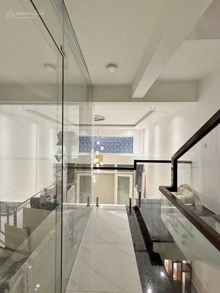 Bán nhà mặt tiền nguyễn sơn  5,5x19m  5 tầng  cho thuê 50tr/tháng  giá chỉ 13,5 tỷ