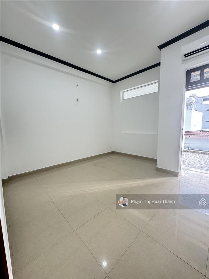 Cg. nhà 2 tầng  đường thông  lã xuân oai  gần lê văn việt  70m2  ngang 4.5m  6.65tỷ