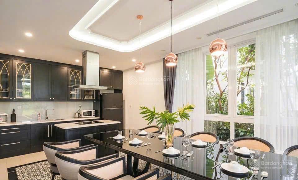 Tôi cần bán biệt thự nằm trong lõi khu resort flamingo (khu biệt thự cao cấp)