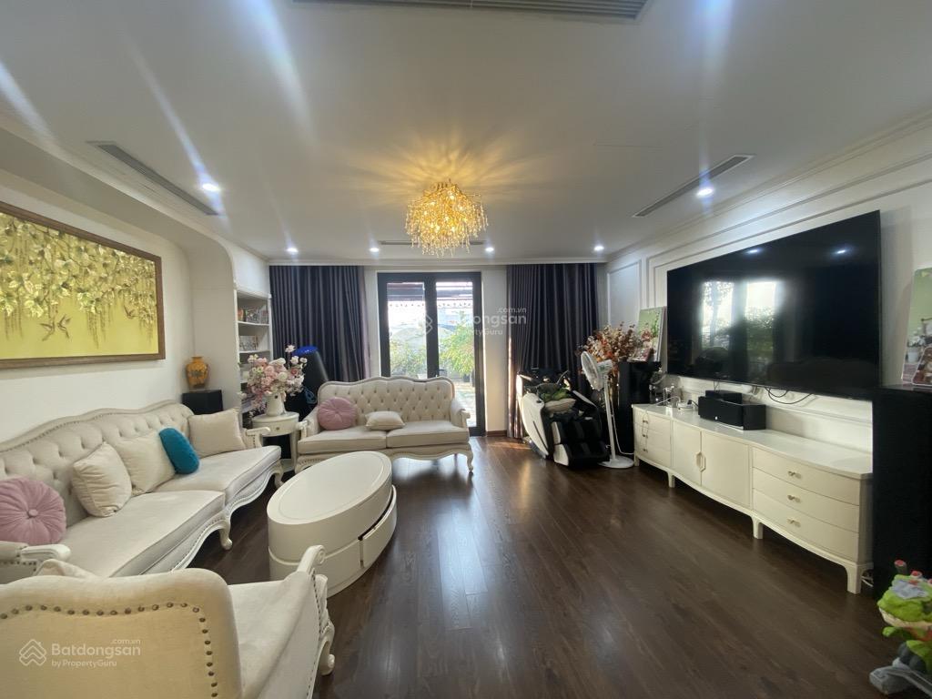 Bán nhà phố hồng tiến , dt 45m2 * m tiền 6m * nhà 6 tầng thang máy gần sát oto tránh , nhỉnh 11 tỷ