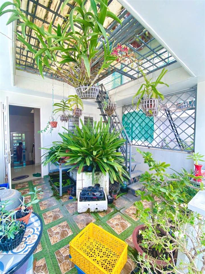 Chính chủ cho thuê nguyên căn quang trung p8, giá 16tr/tháng