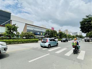 Hiếm  50m đến aeon mall bình tân  mặt tiền 4 tầng  100m2 (5m x 20m)  5pn  ô lắp thang máy