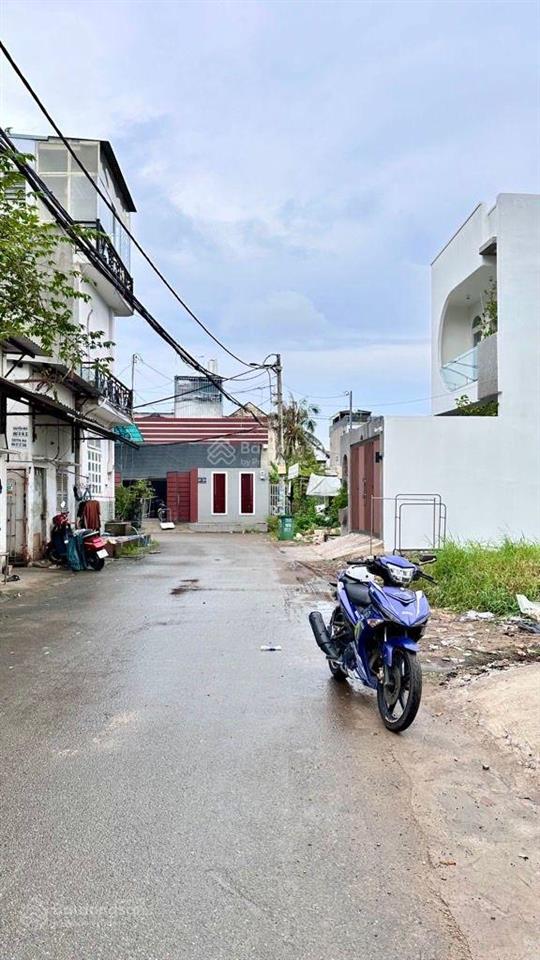 Bán đất thổ cư 128m2 bà điểm hóc môn