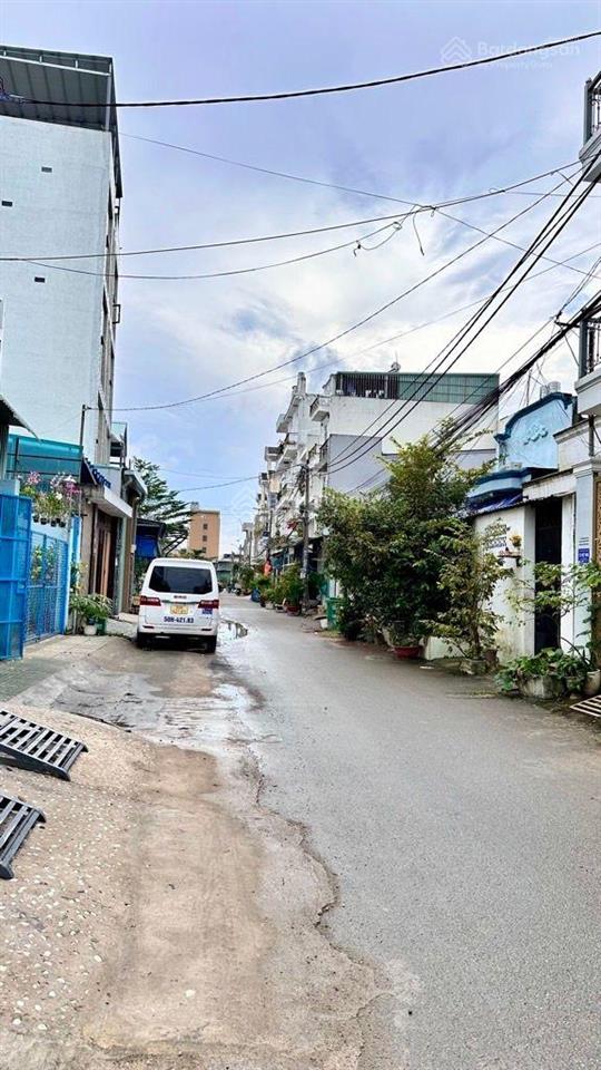 Bán đất thổ cư 128m2 bà điểm hóc môn