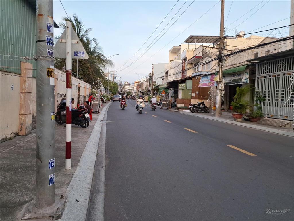 Cho thuê nhà nguyên căn mặt tiền thị xã la gi, bình thuận