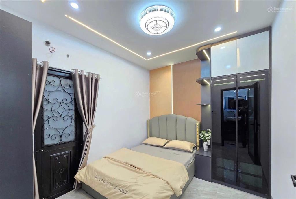 Bán nhà dương quảng hàm (đường số 20 gần toà án gò vấp), 64m2, 4pn, hẻm ô tô, sổ riêng
