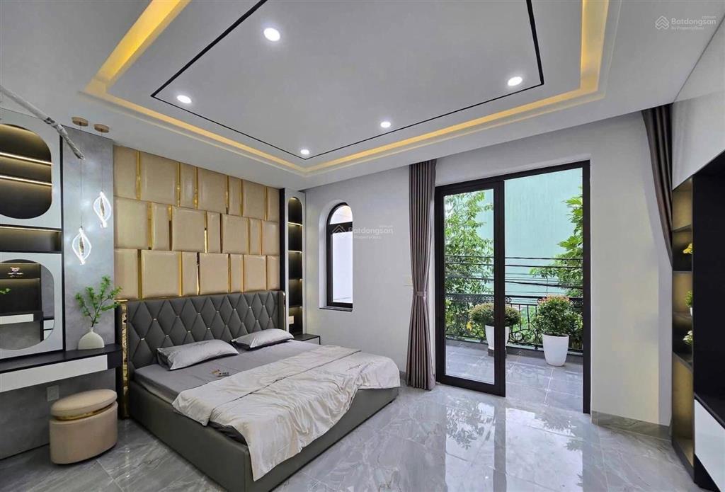 Bán nhà dương quảng hàm (đường số 20 gần toà án gò vấp), 64m2, 4pn, hẻm ô tô, sổ riêng
