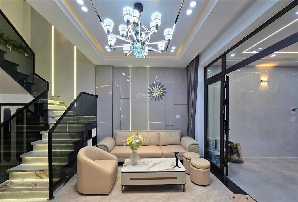 Bán nhà dương quảng hàm (đường số 20 gần toà án gò vấp), 64m2, 4pn, hẻm ô tô, sổ riêng