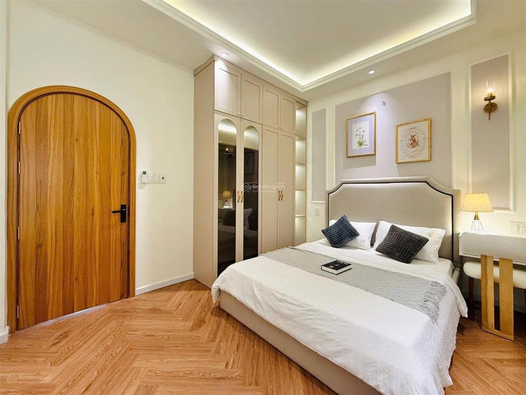 Bán nhà riêng 4pn, 4wc tại lý chính thắng, quận 3, 59m2/ 5 tỷ2, view đẹp, hẻm ô tô