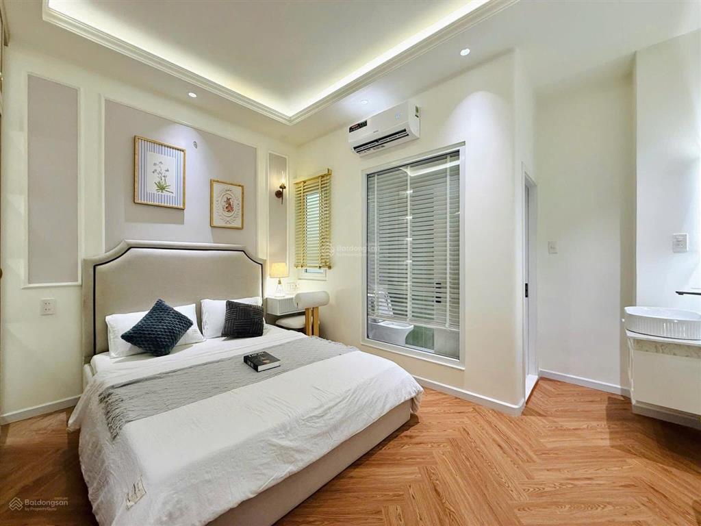 Bán nhà riêng 4pn, 4wc tại lý chính thắng, quận 3, 59m2/ 5 tỷ2, view đẹp, hẻm ô tô