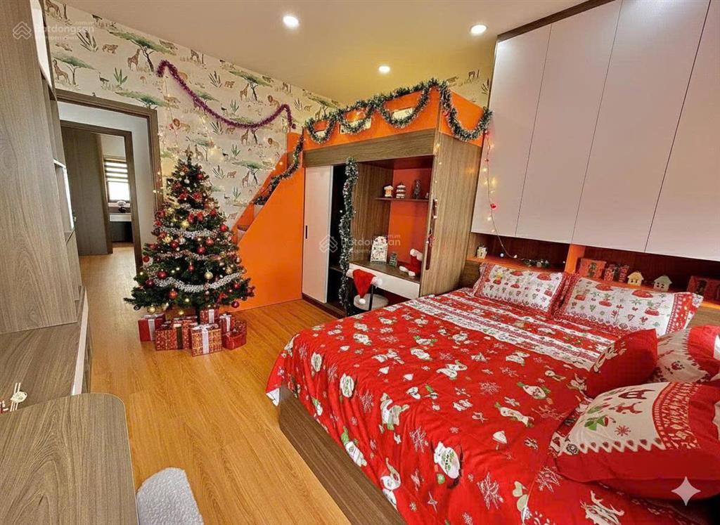 Nhà phố  sổ hồng sẵn  nhà xây sẵn