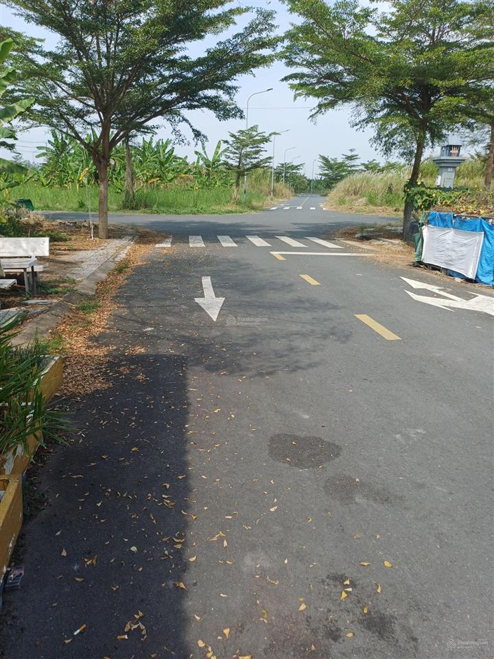 Bán nhà cấp 4 kiên cố + kho cấp 4 như nhà ở kiên cố, tổng diện tích sàn 180m2