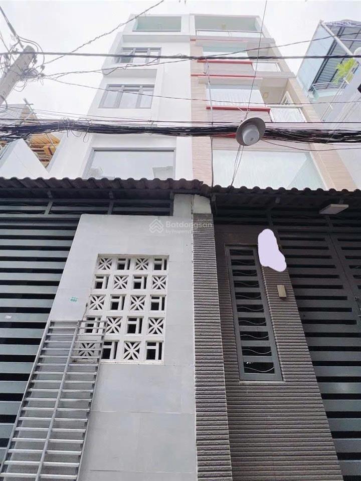 Nhà đôi cho 2 gđ ở tại q4 khu dân cư hiện hữu không lo giải tỏa 5 tầng giá sốc 6,5 tỷ tlcc