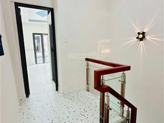 Bán nhà đoàn văn bơ quận 4, 2 tầng 80m2 2 mt hẻm kdc hiện hữu giá chỉ 4,699 tỷ tl