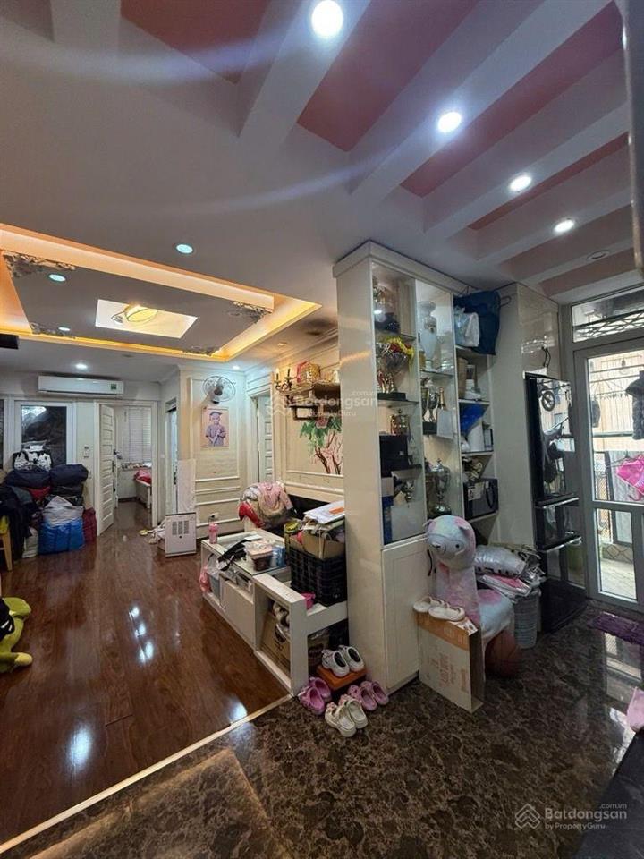 Bán căn góc 2 phòng ngủ diện tích 60m căn hộ tòa chung cư 34 hoàng cầu gần hồ có slot ô tô