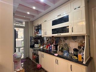 Bán căn góc 2 phòng ngủ diện tích 60m căn hộ tòa chung cư 34 hoàng cầu gần hồ có slot ô tô