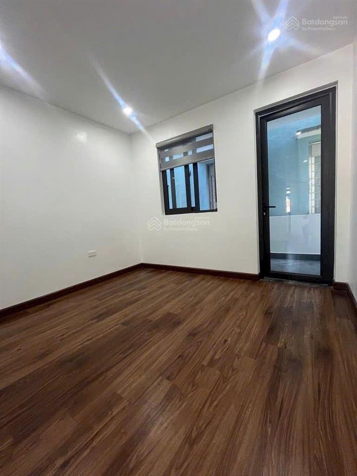 Chính chủ bán căn nhà phố trần khát chân, gần khu phân lô đầm trấu 30m2, 5 tầng ngõ ba gác