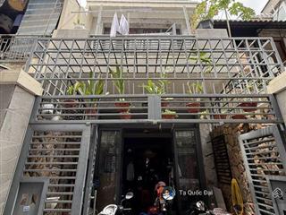 Quận 3  lê văn sỹ  81m2  11.5 tỷ  dòng tiền 17tr/tháng  hẻm thông