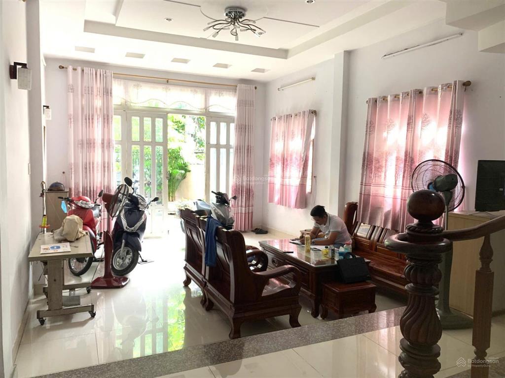 Phú nhuận  mt nguyễn đình chính  150m2  27.5 tỷ  2 tầng  lô góc  nở hậu 10m