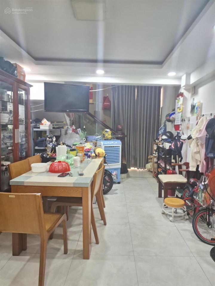 Phú nhuận  mt hoa hồng  47.9m2  18 tỷ  nở hậu  sát phan xích long