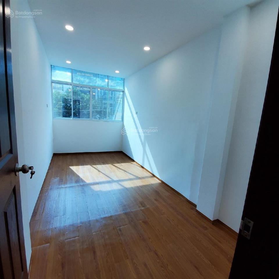 Quận 10  mt hùng vương  34.6m2  14.2 tỷ  5 tầng  dòng tiền 40tr/tháng