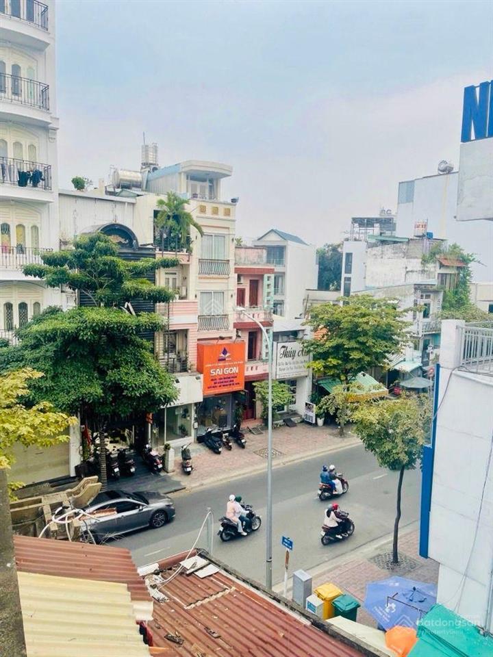 Phú nhuận  mt trần huy liệu  145.6m2  32 tỷ  ngang 10.8m  nở hậu  quỹ đất lớn