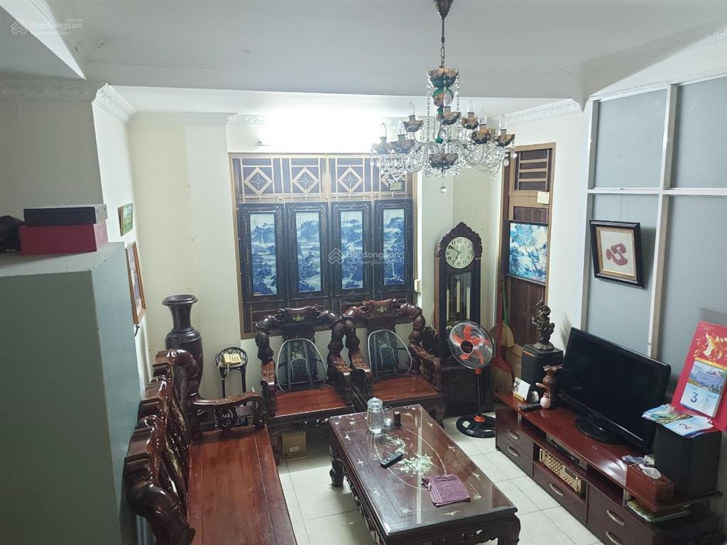 Phú nhuận  mt trần huy liệu  112.4m2  31 tỷ  4 tầng  sân vườn  hồ tiểu cảnh