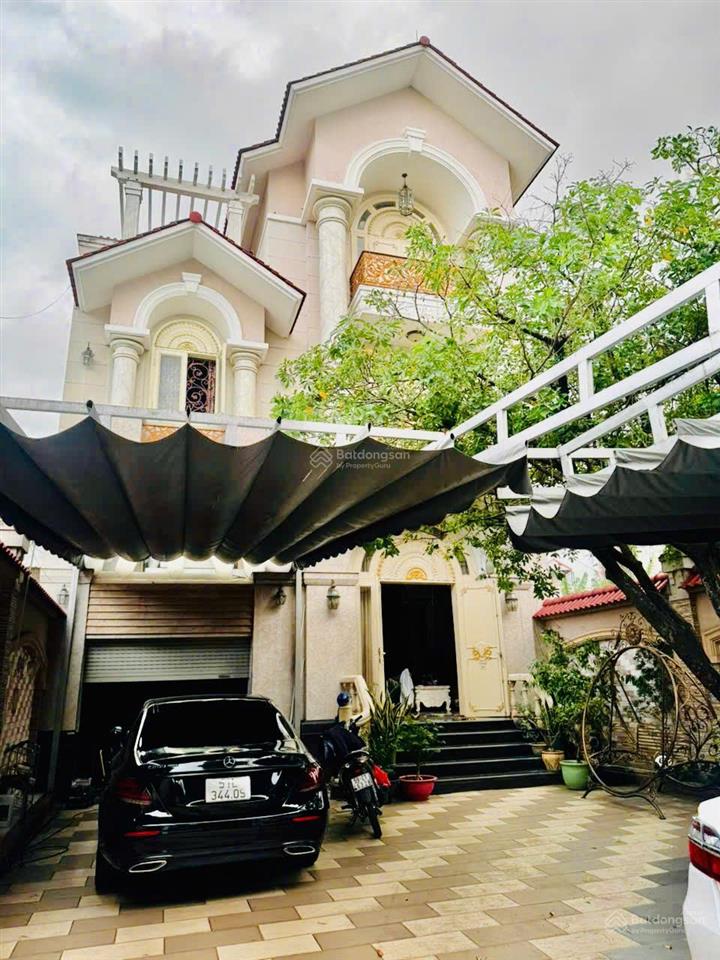Vip! bán biệt thự 2 mt đẹp nhất đường mai thị lựu, quận 1 dt 9.2x16m kc 4 tầng giá 37 tỷ