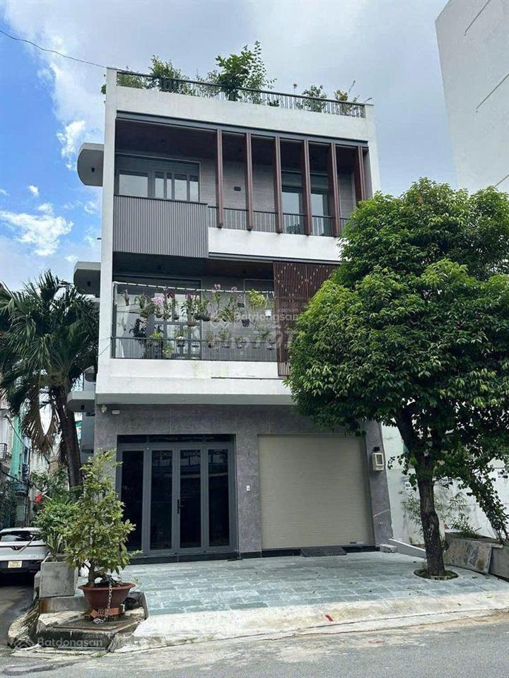 Siêu phẩm góc 2mt nguyễn trọng tuyển, phú nhuận  dt 5.3 x 26  3 tầng  hđt 50 tr/th  25 tỷ