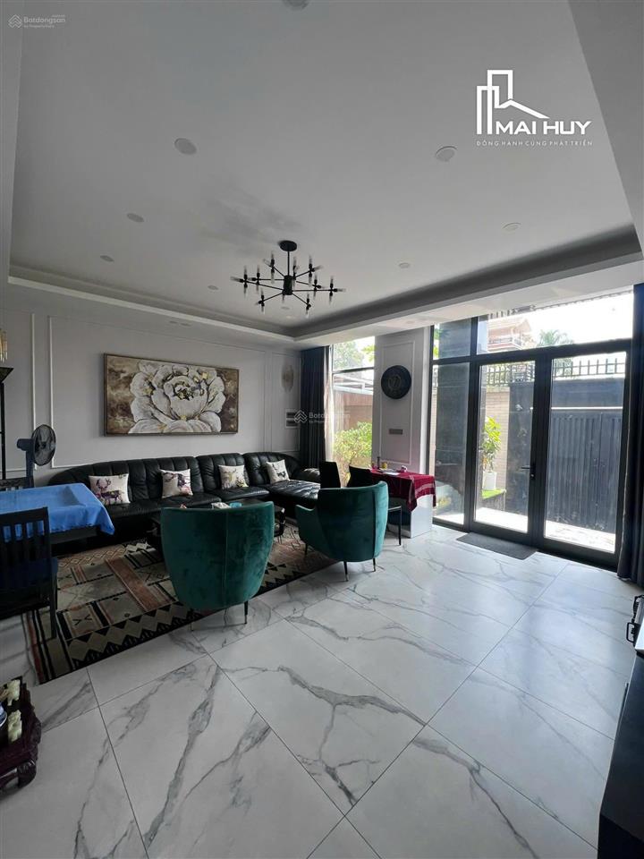 Siêu phẩm góc 2mt nguyễn trọng tuyển, phú nhuận  dt 5.3 x 26  3 tầng  hđt 50 tr/th  25 tỷ