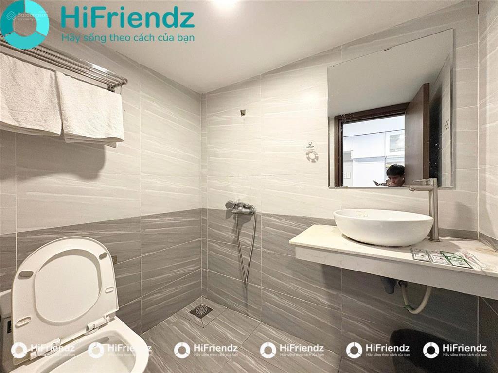 Căn hộ 2pn  2wc mới xây ban công full nội thất máy giặt riêng, có thang máy bảo vệ  ít phí