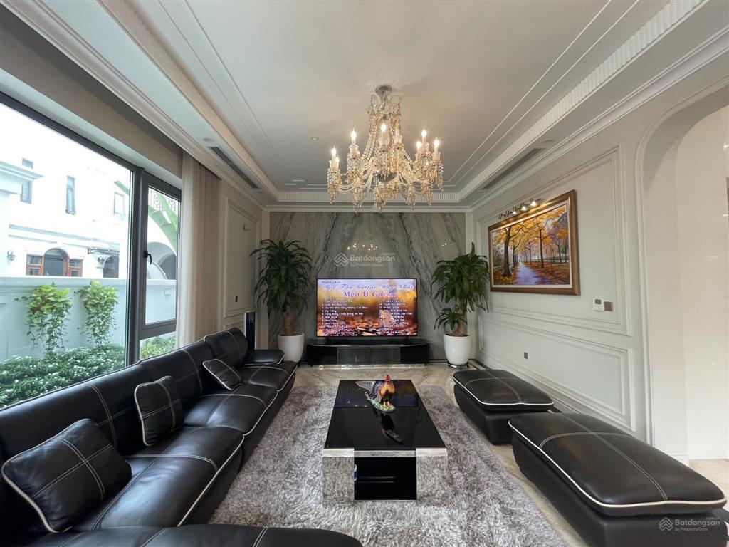 Cho thuê biệt thự đơn lập góc mặt hồ khu vip ngọc trai 400m2 thang máy full đồ luxury giá 90tr/th