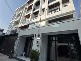 Bán nhà tân hoà đông  giáp quận 6  5 tầng  có thang máy