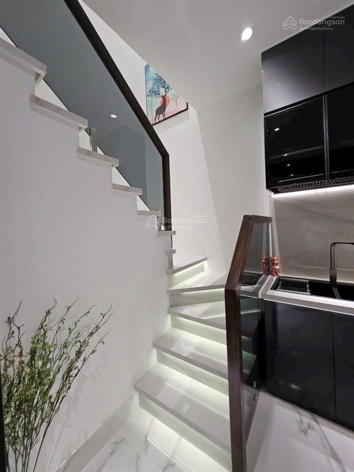 Nhà hẻm xe hơi phan xích long, p7, phú nhuận giá 2,8 tỷ gần đường hoa, chính chủ 45,5m2 (4 x 11,4m)