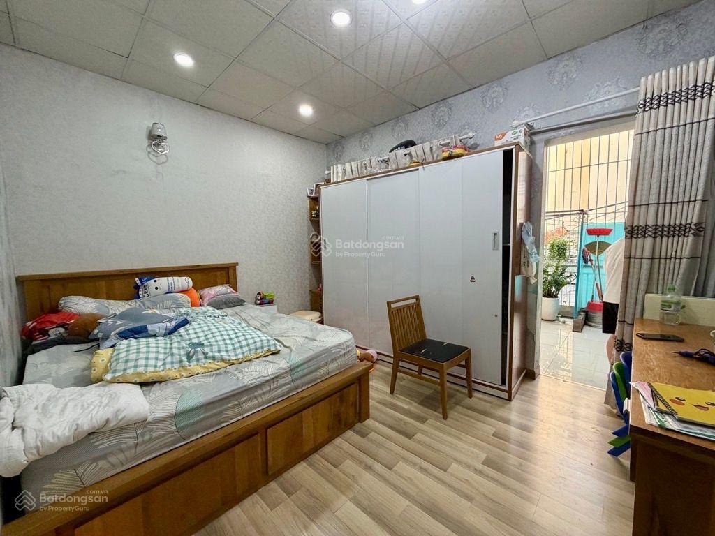 Cách mạng tháng tám  dt 62m2  4.5x15m chỉ 7.9 tỷ