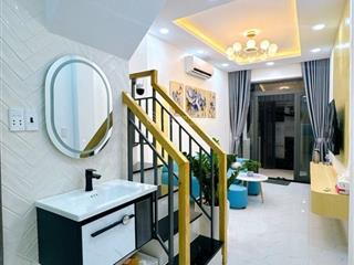 Bán nhà đường trần văn đang quận 3  31m2  2 tầng  4.5 tỷ nở hậu tài lộc ,