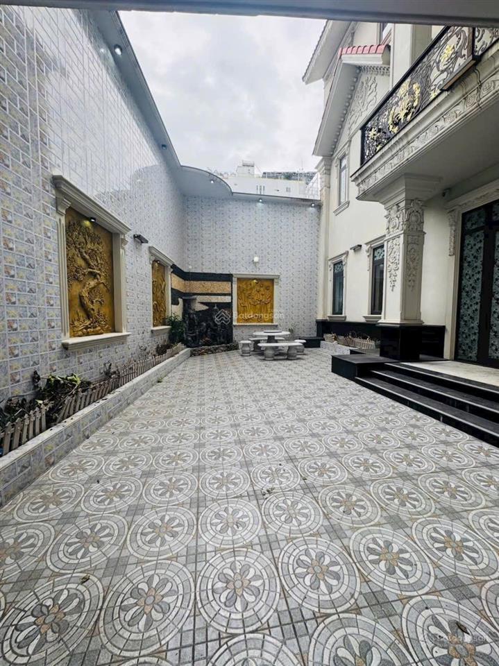 Bán biệt thự diện tích khủng 341m2 vừa ở vừa kinh doanh chdv cao cấp, hẻm chuẩn 6m chỉ 30 tỷ tl