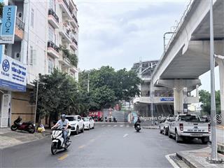 Gấp bán nhà 2 tầng, 55m2, hxh 7 chỗ, ngay metro văn thánh, nhỉnh 90tr/m2, đất ở 100%