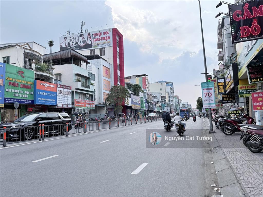 Bán nhà 4 tầng ngang hiếm 6.8m x15m oto 7m ngay ngã tư hàng xanh nhỉnh 100tr/m2