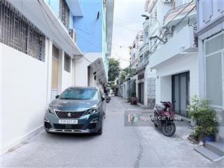 Bán nhà 4 tầng ngang hiếm 6.8m x15m oto 7m ngay ngã tư hàng xanh nhỉnh 100tr/m2