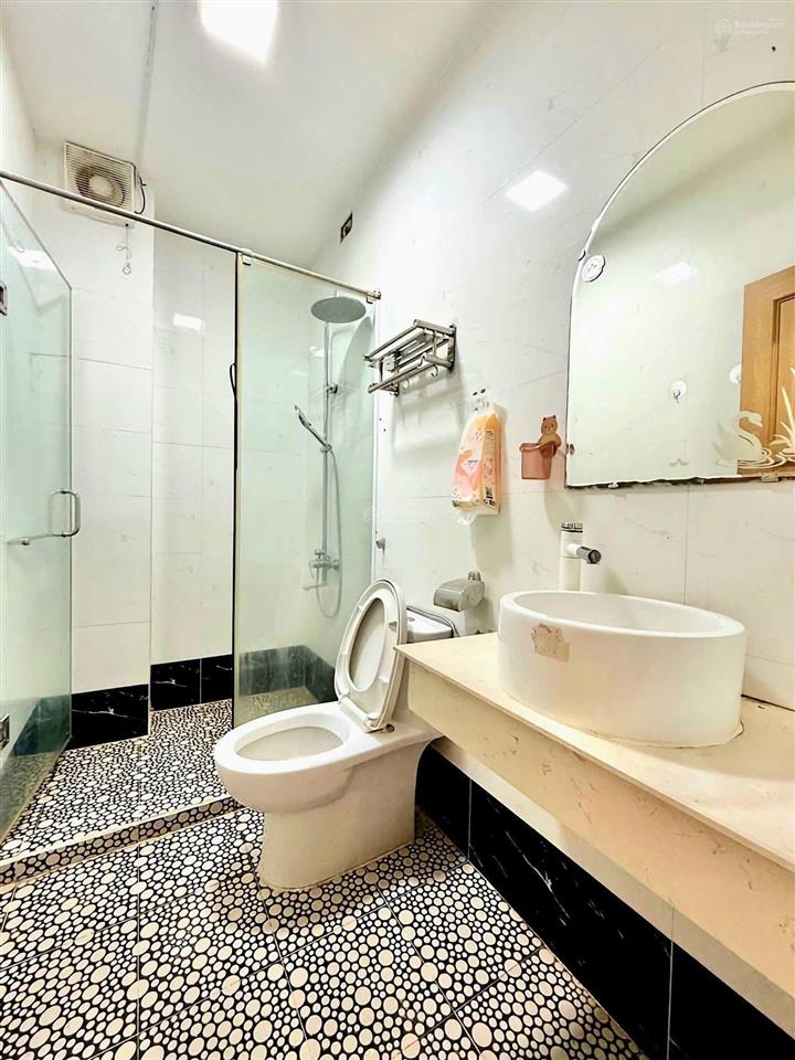 Chú thắng bán nhà tại hưng phú  p9 q8 bớt lộc cho kh thiện chí