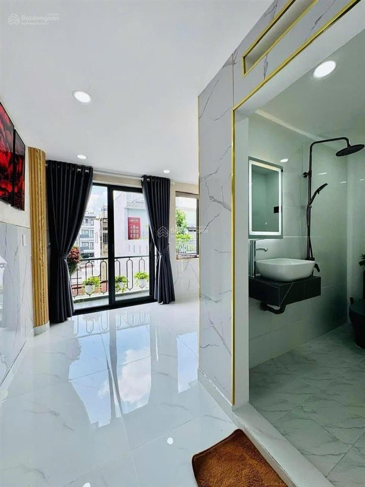 Nhà 4m x18m, hẻm ô tô nhựa 8m, khu phân lô đồng bộ  xây dựng cao tầng  ô tô đỗ cửa vào nhà