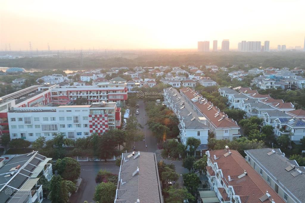 Bán căn hộ hưng phúc premier phú mỹ hưng 69m2 2pn full nội thất  view biệt thự  giá 7.49 tỷ