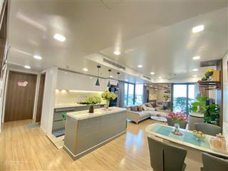 Bán căn hộ 3pn tại rivera park 69 vũ trọng phụng giá 8.x tỷ 101m2