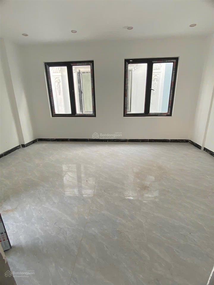 Bán gấp nhà đẹp giá rẻ ở xuân đỉnh, nhà xây mới nét căng, nhà thang máy siêu đẹp