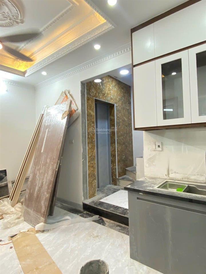 Bán gấp nhà đẹp giá rẻ ở xuân đỉnh, nhà xây mới nét căng, nhà thang máy siêu đẹp