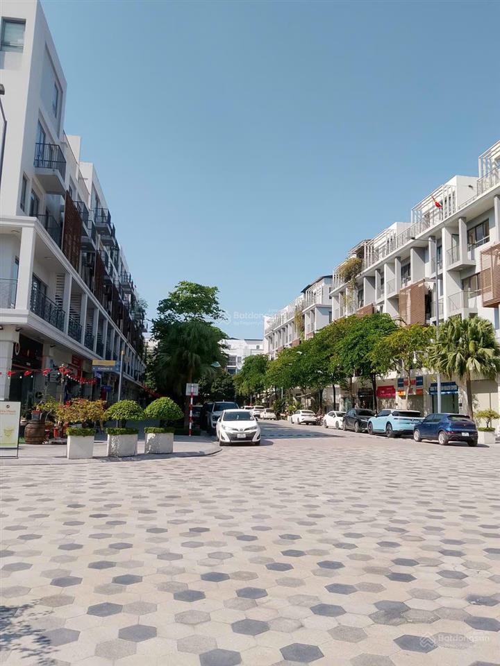 Chính chủ bán nhanh căn liền kề 99m2 kđt the manor central park giá thấp hơn thị trường 2 tỷ