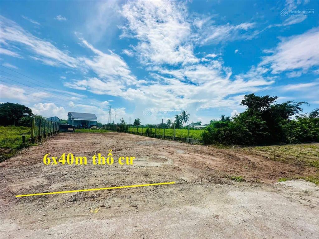 240m2 có thổ. đường bê tông thông. dân đông. 330tr