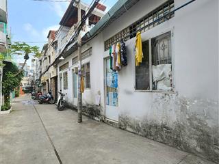 Siêu vị trí ngay ngã tư hàng xanh, bình thạnh  chỉ 9.7tỷ làng đại học khu d2  83m2 (6.6/7x13)m